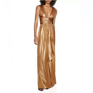 HALSTON HERITAGE
Metallic Jersey Gown